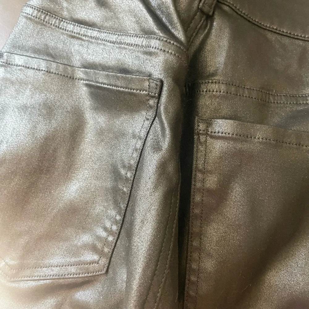 Express Shiny Black Button-Detail Pants coated faux leather look curvy - Picture 9 of 9